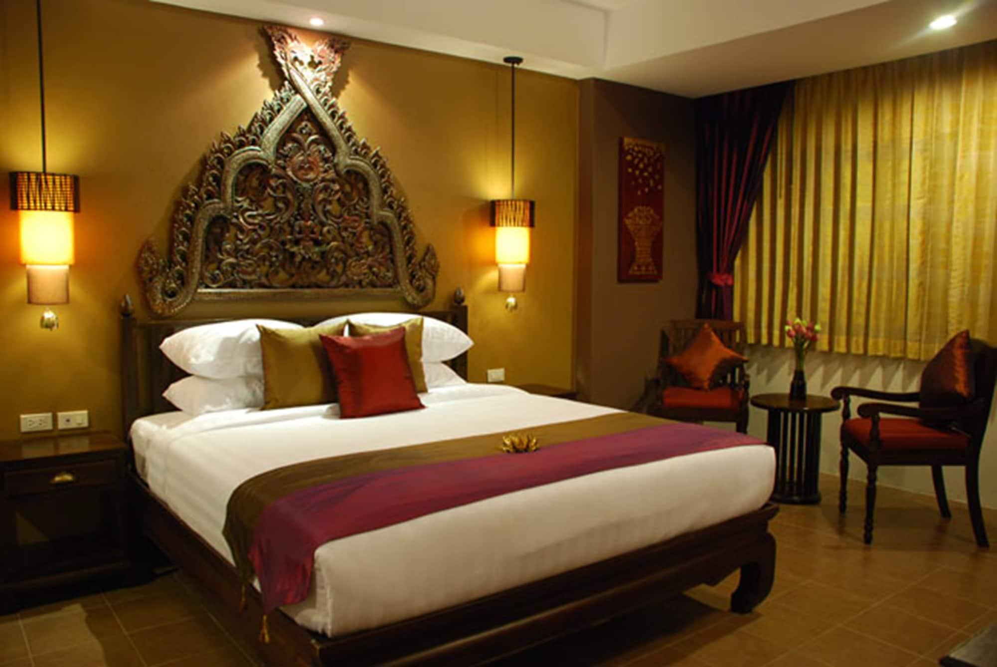 Siralanna Hotel Patong Exterior photo